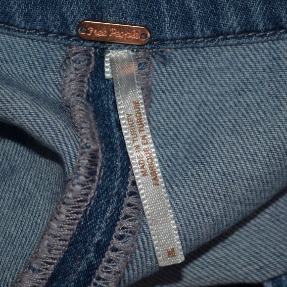 FREE PEOPLE Women's Sz M Denim Shirtdress - PERFECT CONDITION - Picture 3 of 7